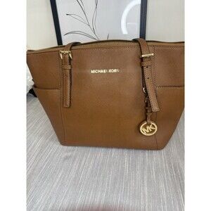 MICHAEL Michael Kors Jet Set East-West Leather Brown Tan Tote Bag Purse Shoulder